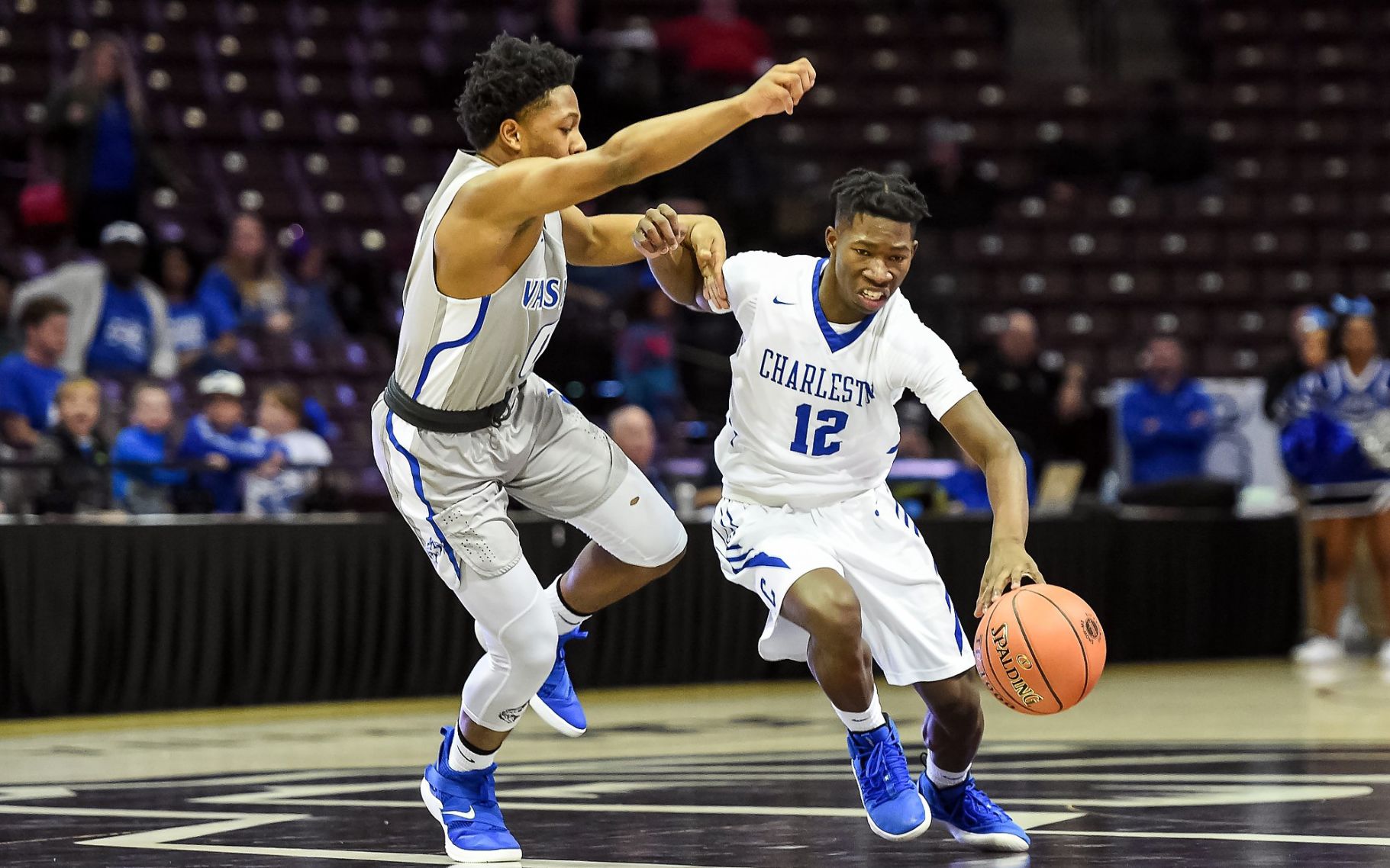 Vashon 70, Charleston 47